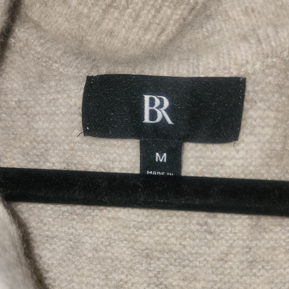 Banana Republic Cream V-Neck Sweater Dress with Ribbed Texture Sleeve - Picture 2 of 7